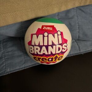 Zuru Mini Brands Create Ball